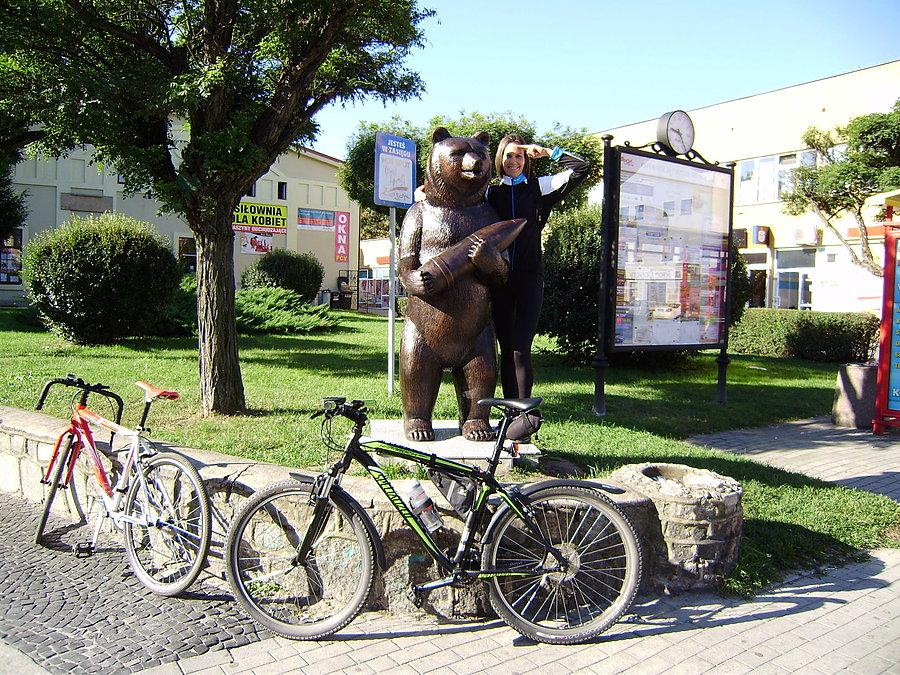 Kapral Wojtek i Monikaaa (na zdjęciu pierwsza z prawej :D )