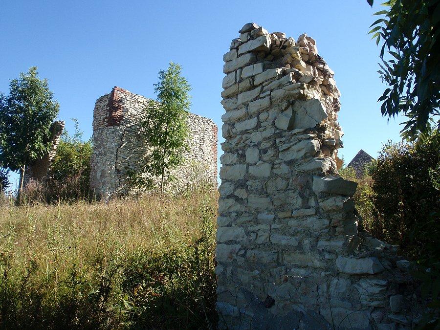 Spalone stodoły w Mstowie
