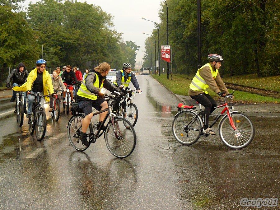 Zabrzańska Masa Krytyczna - tradycyjny deszczyk :P