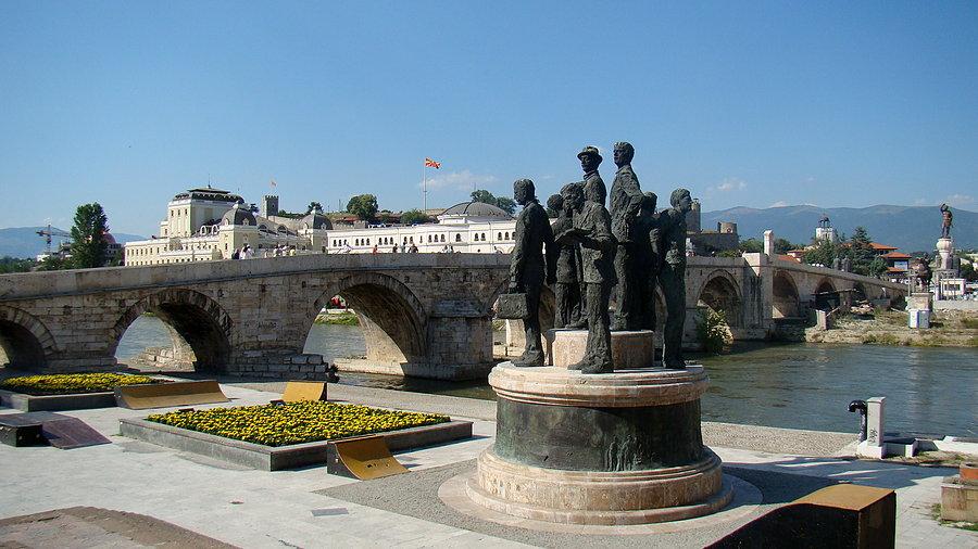 Kolejny pomnik