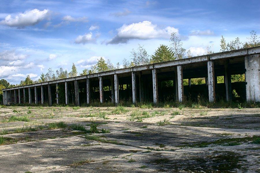 Ruiny garażomagazynów