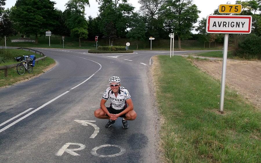 Te oznaczenie to nic innego jak sławna trasa klasyka Paris - Roubaix :)