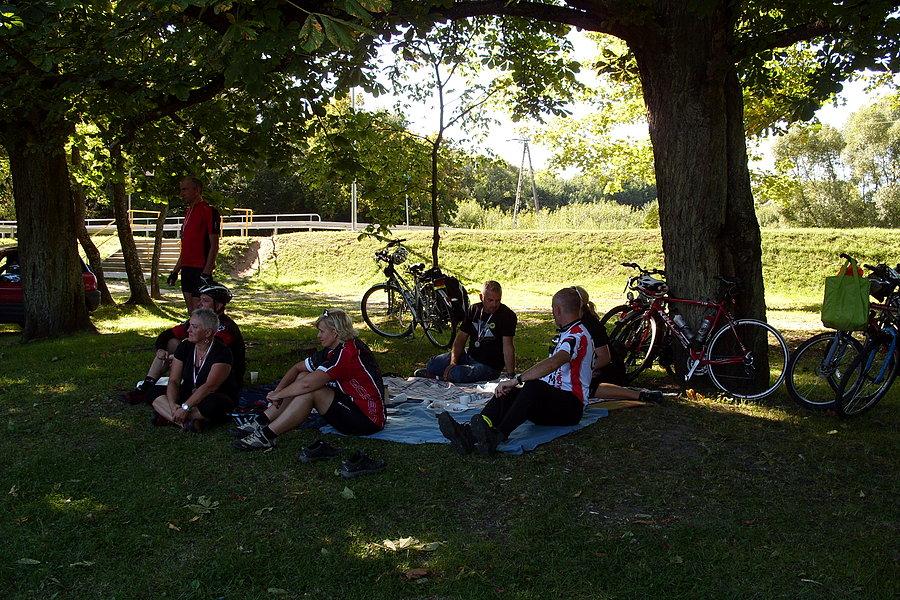 Rowerowy piknik – czyli leżing na trawingu