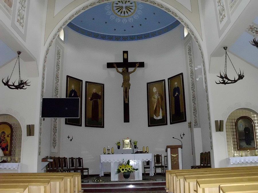 Krempna - wnętrze kościoła pod wezwaniem świętego Maksymiliana Kolbe