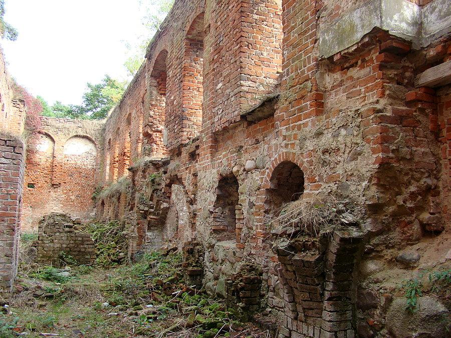 Dalsze zdjęcia ruin