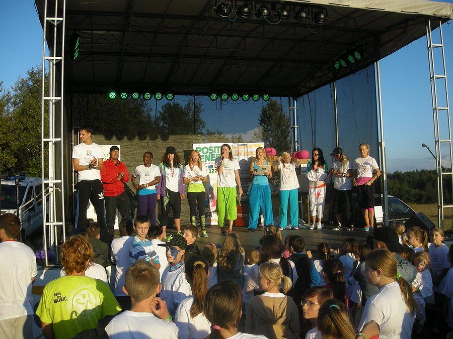 Instruktorzy prowadzący "Bicie rekordu Polski w tańcu ZUMBA" - Lgota Murowana 21.09.2013