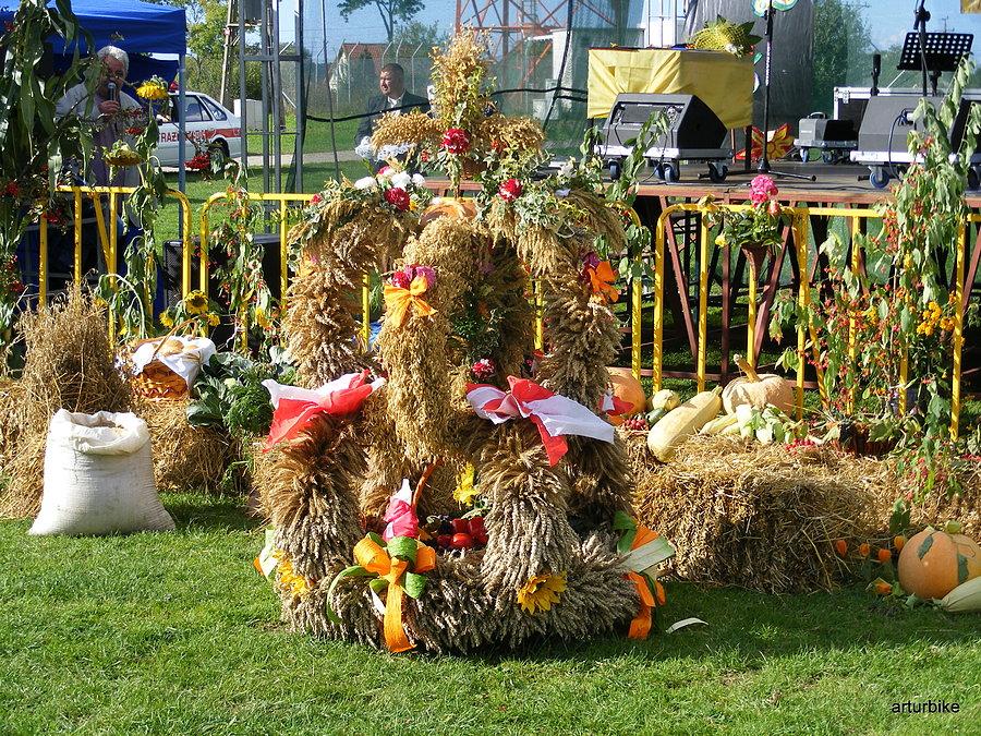 Kolejny wieniec dożynkowy w Młynarach