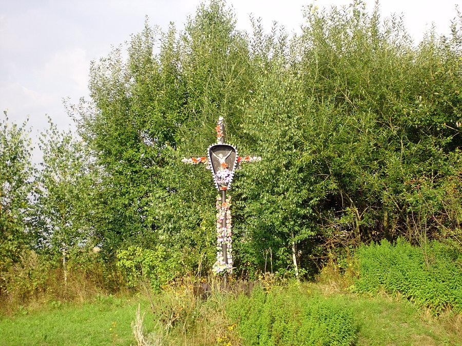 Krzyż przydrożny