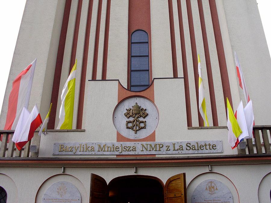 Bazylika mniejsza Najświętszej Maryi Panny w Dębowcu