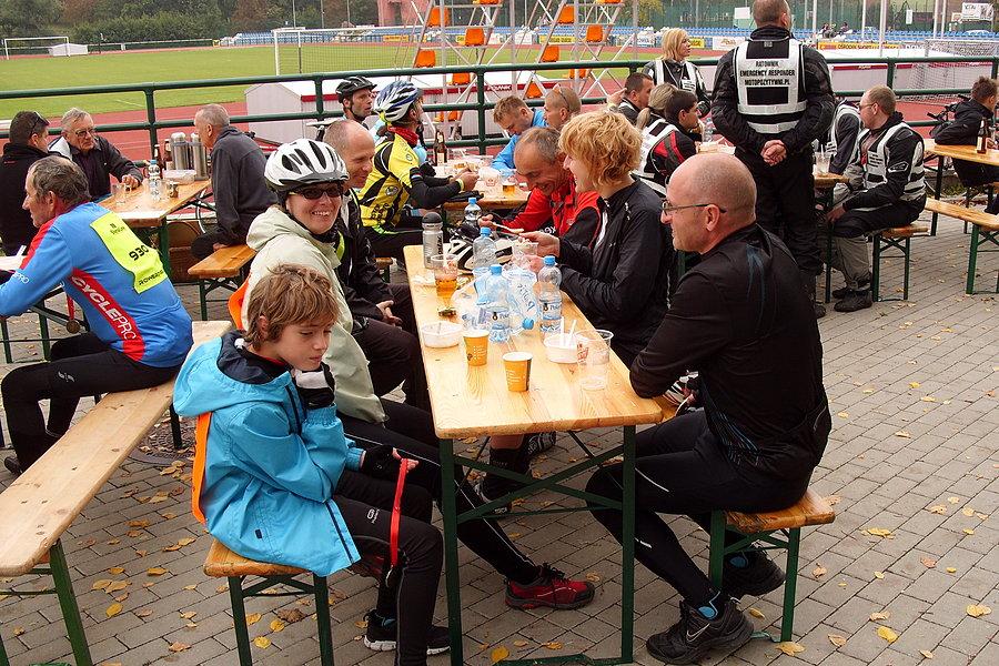 Posiłek na mecie maratonu