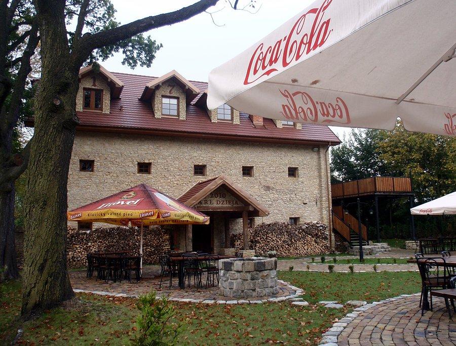 Miasteczko Śląskie, restauracja w starym spichlerzu