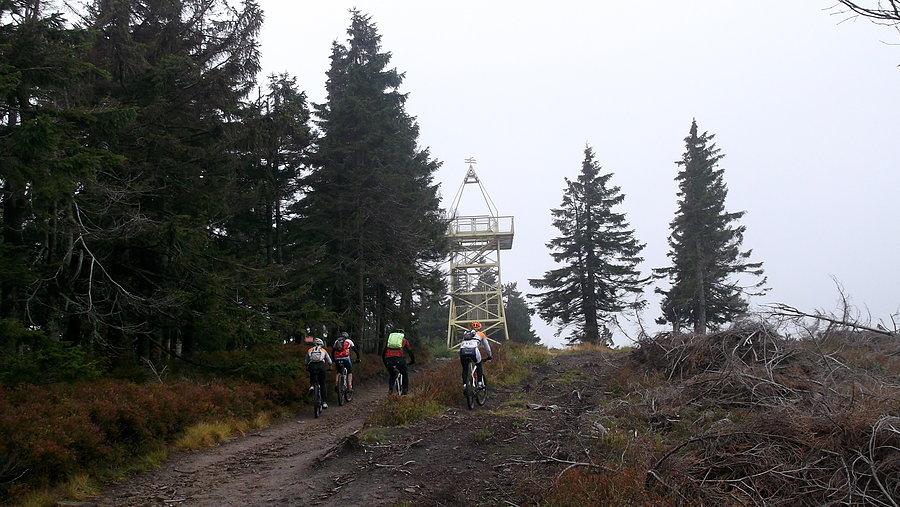 Dobijamy do celu. Szczyt Baraniej Góry (1220 m)
