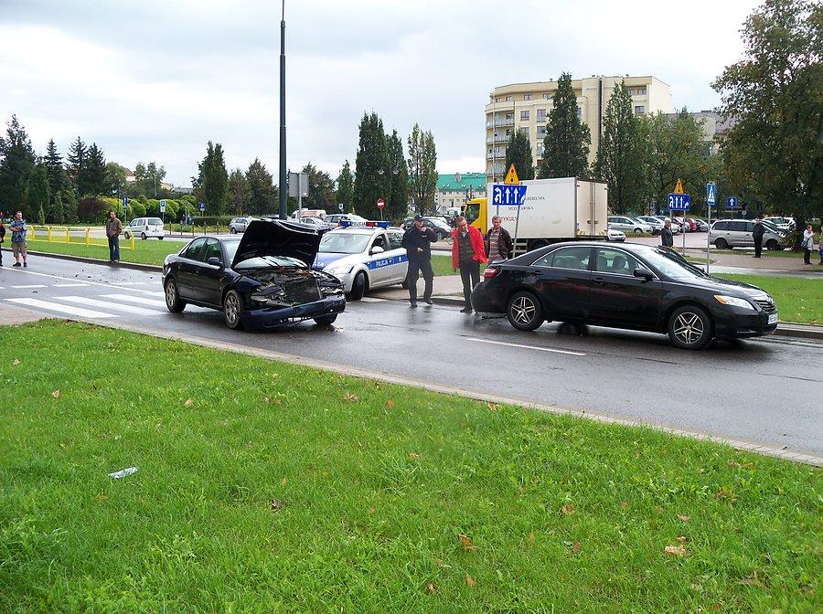Wypadek rowerzysty na Grota Roweckiego