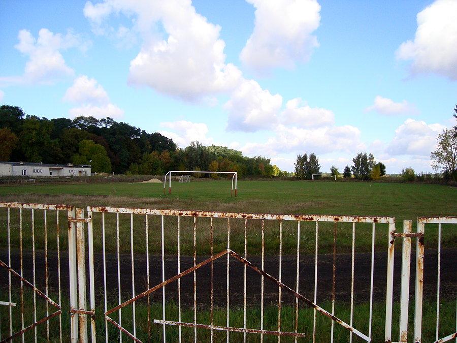 Stadion w Marszewie. Niegdyś centrum Polski, dziś podupadła ruina