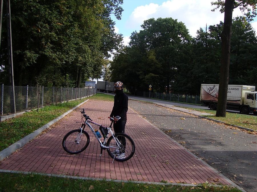 Czermin i wielki, czarny ninja :)