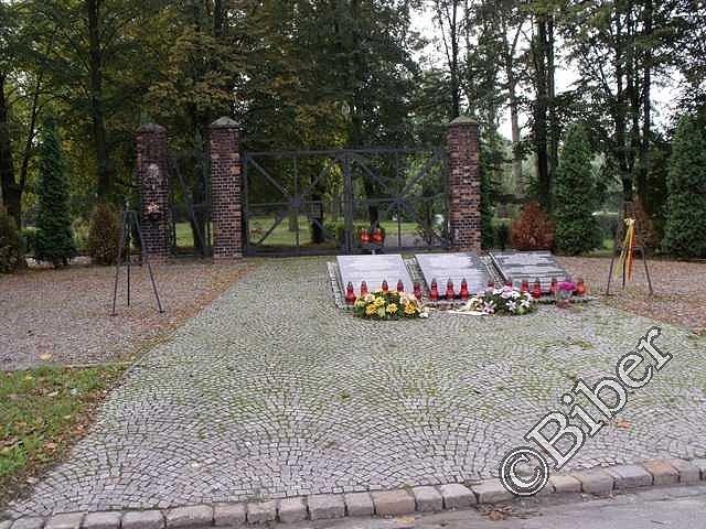 Pozostała tylko brama... - Pamiętajmy o Tragedii Górnośląskiej 1945