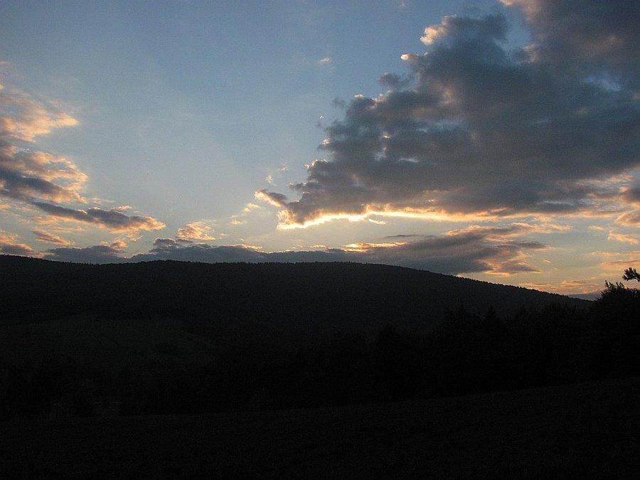 Zachód nad Ostrą Górą