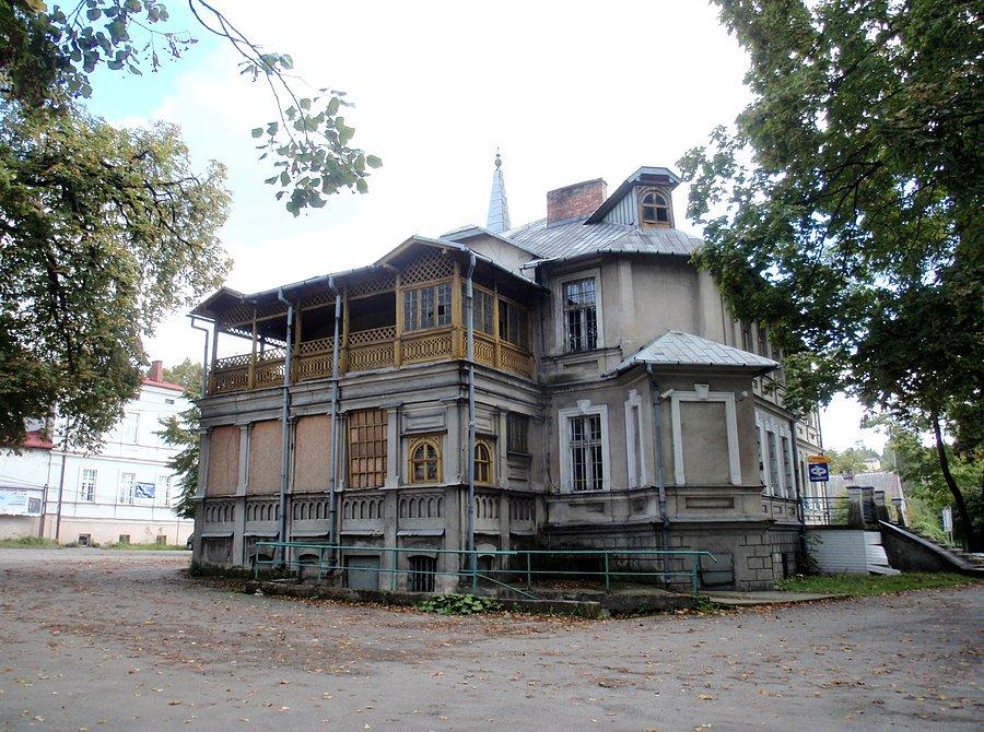 Pałac Dietlów w Kluczach
