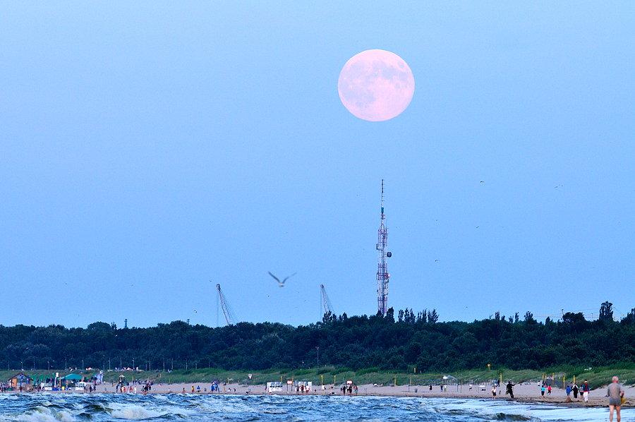 Moon, Luna, Księżyc, Mond... nad Świnoujściem