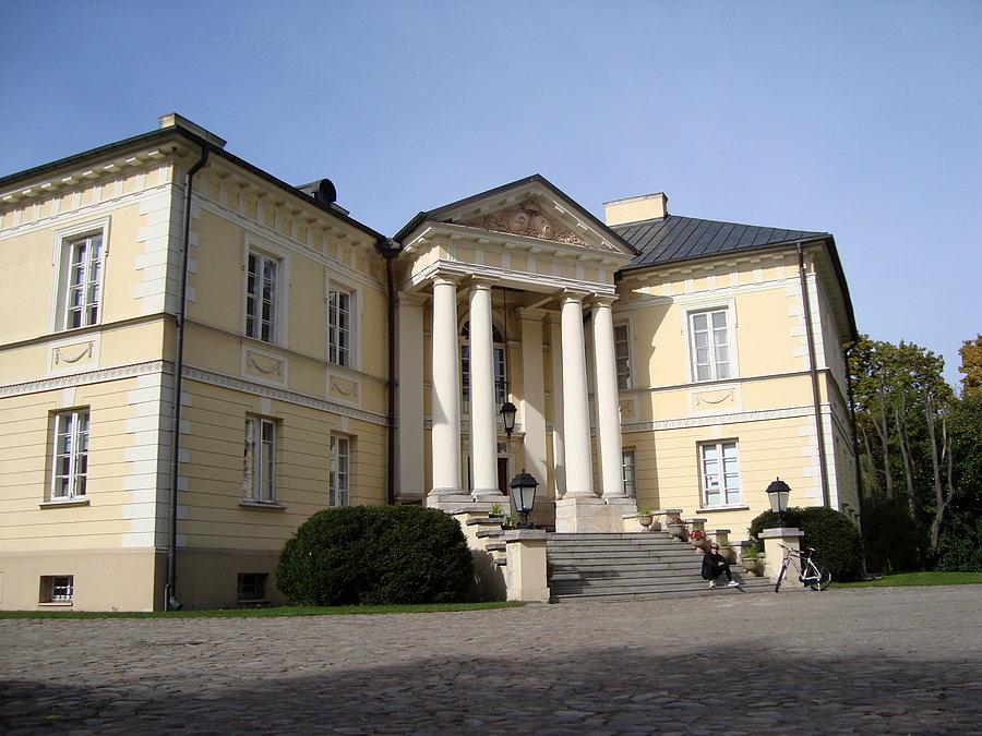 Pałac w Dobrzycy
