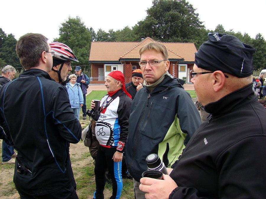 Monter z Jaszkiem obmyślają trasę przez Niemcy - im zawsze mało kilometrów