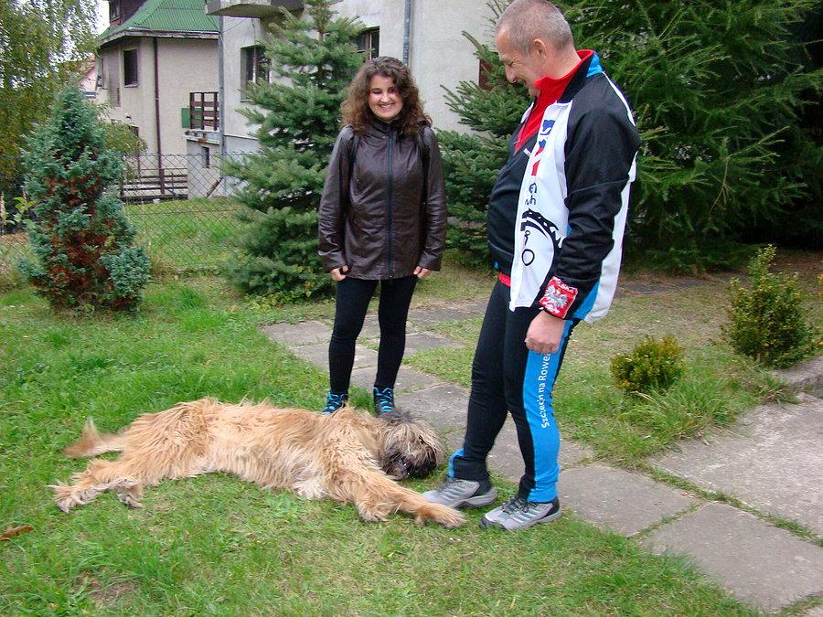 Mój " potwór " u nóg Moniki i Wojtka
