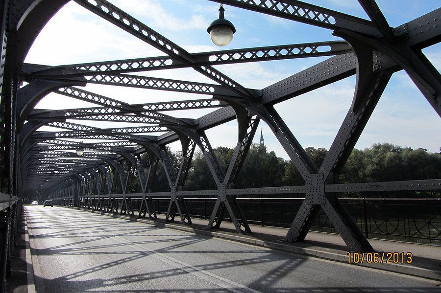 Ciekawy most nad Odrą w Brzegu