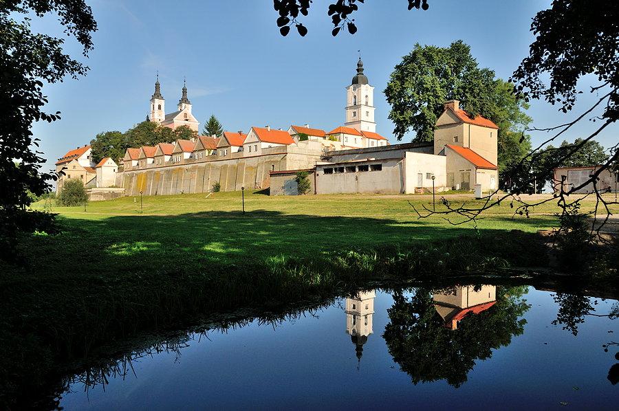 Klasztor w pełnej krasie