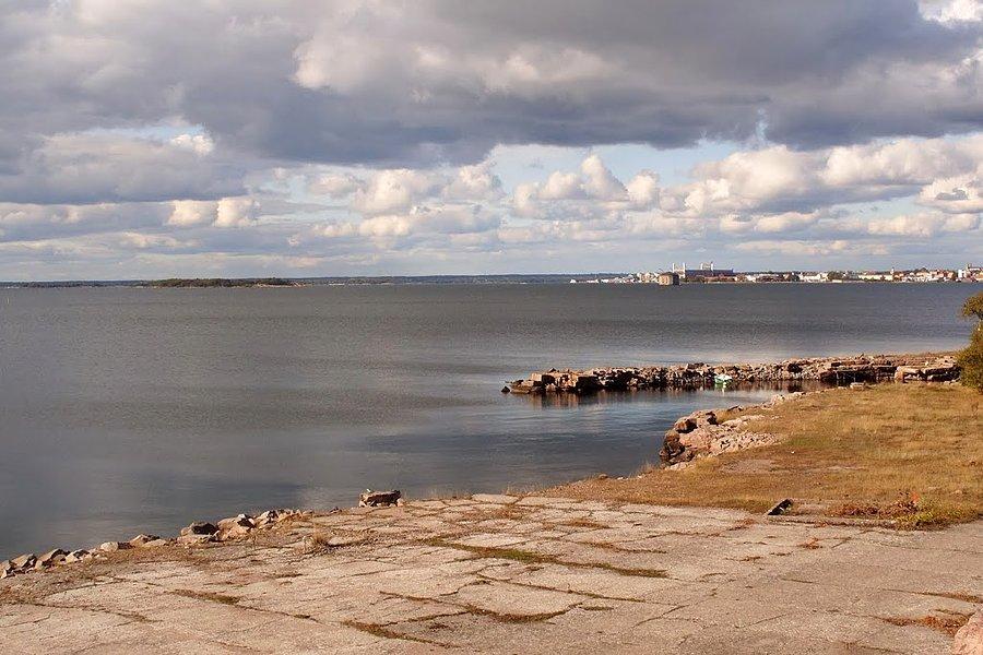Widok na Karlskronę z wyspy Tjurkö