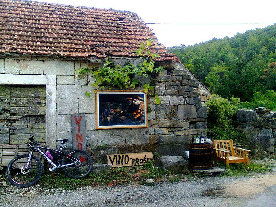 Mała przerwa na wino w drodze powrotnej
