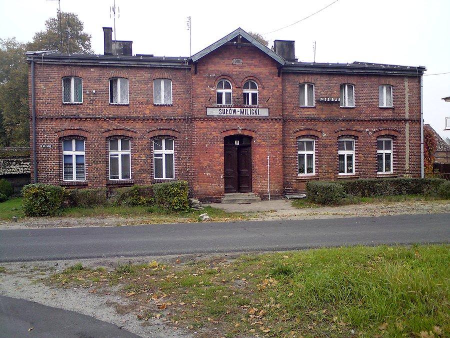 Stary dworzec Sułów Milicki