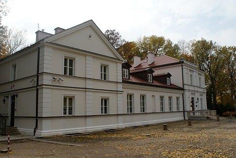 Pałac - Muzeum Kazimierza Pułaskiego w Warce