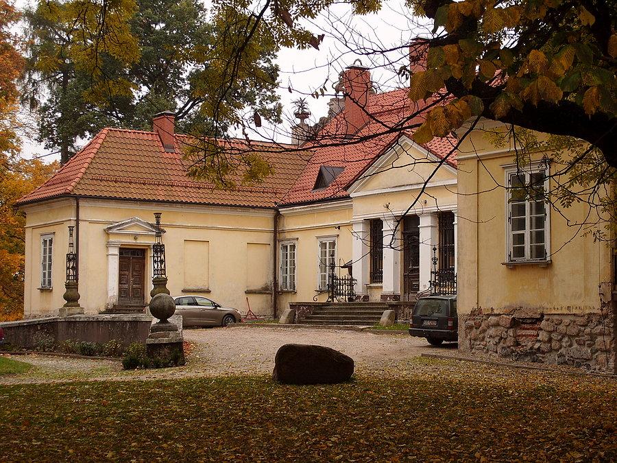 Pałac Sierakowskich w Waplewie Wielkim