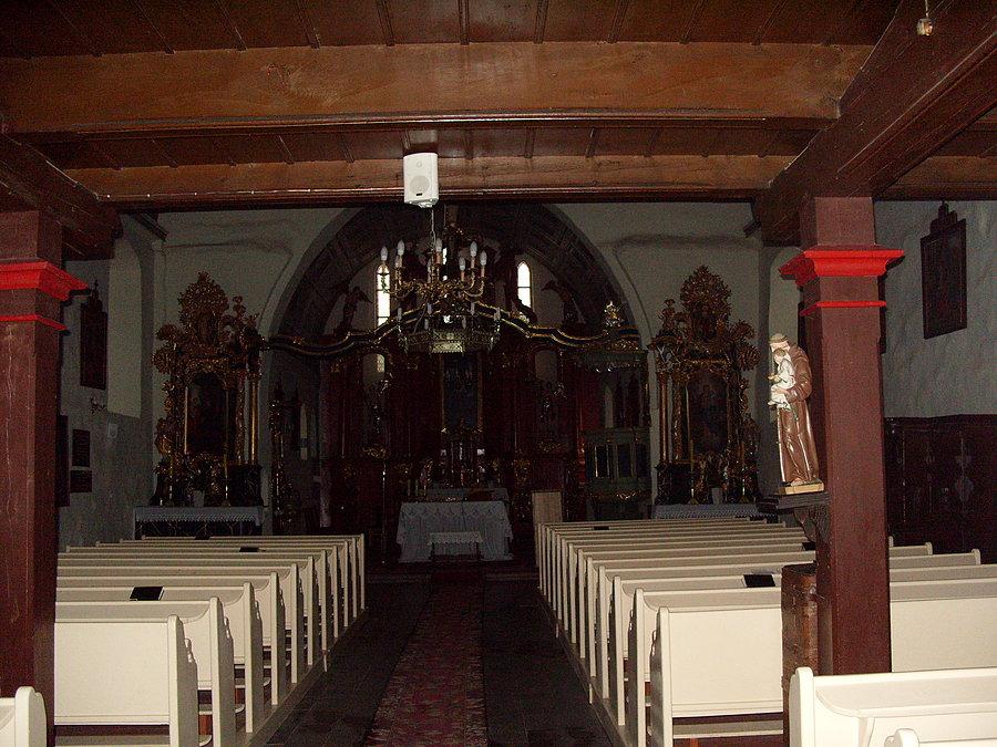 Wnętrze kościoła - Kalwa