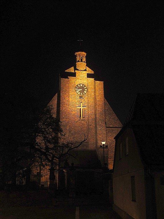 Kościół p.w. Św. Michała Archanioła w Pobiedziskach wybudowany został w XIVw