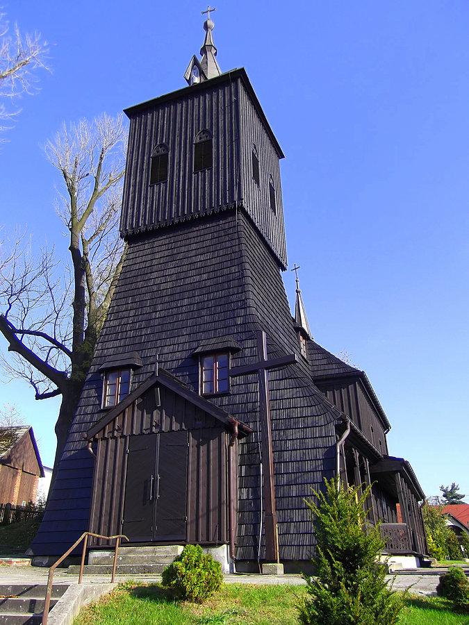 Gołkowice, drewniany kościół