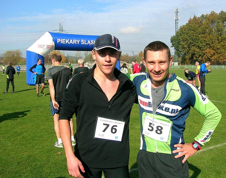 Daniel i Mariusz na mecie