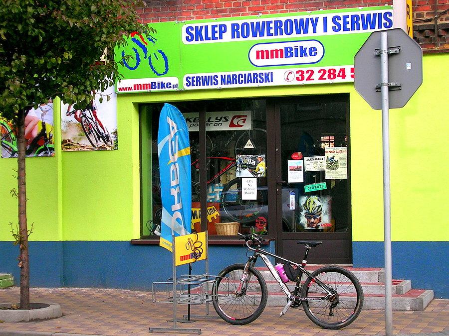 Nowa witryna sklepu rowerowego mmbike w Piekarach Śląskich