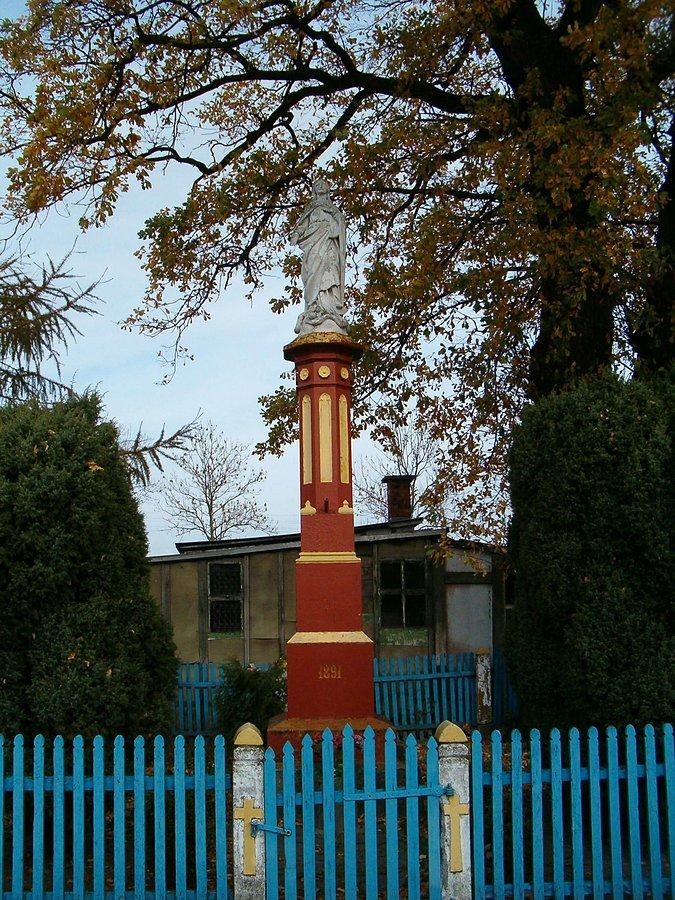 19-10-2013. Sobotnia wycieczka. Przydrożna figurka w Rajkowych z 1891 roku