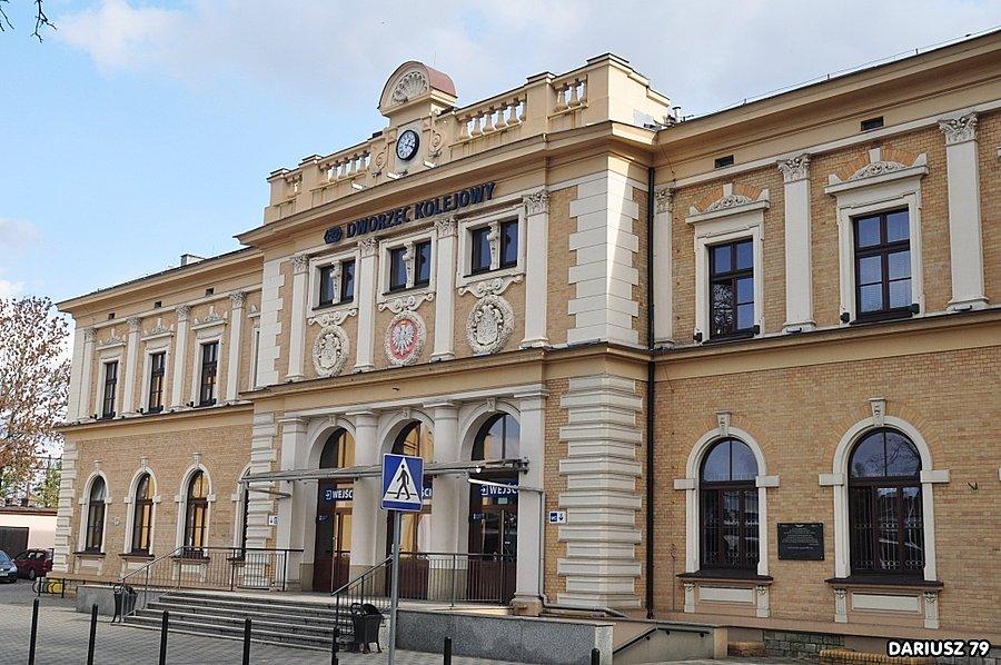 Dworzec Kolejowy - Tranowskie Góry