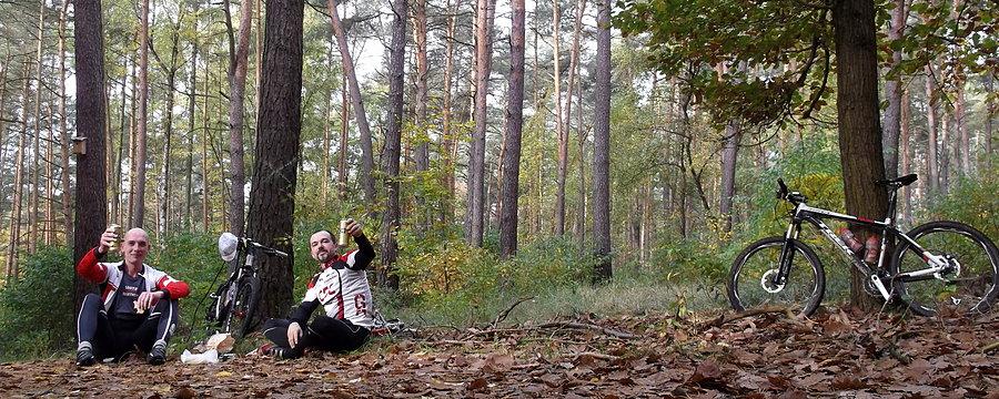 Dłusza przerwa nr.1. Rozlokowaliśmy się jak na wyprawie :)