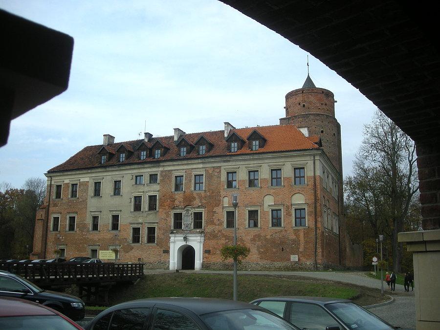 Uniejów - Zamek Arcybiskupów Gnieźnieńskich