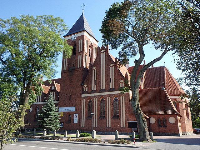 Neogotycki kościół pw. Marii Magdaleny w Czersku