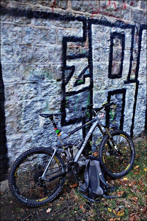 Canyon przy filarze ;)