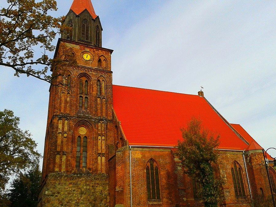 Kościoł pw. Matki Bożej Częstochowskiej w Maszewie