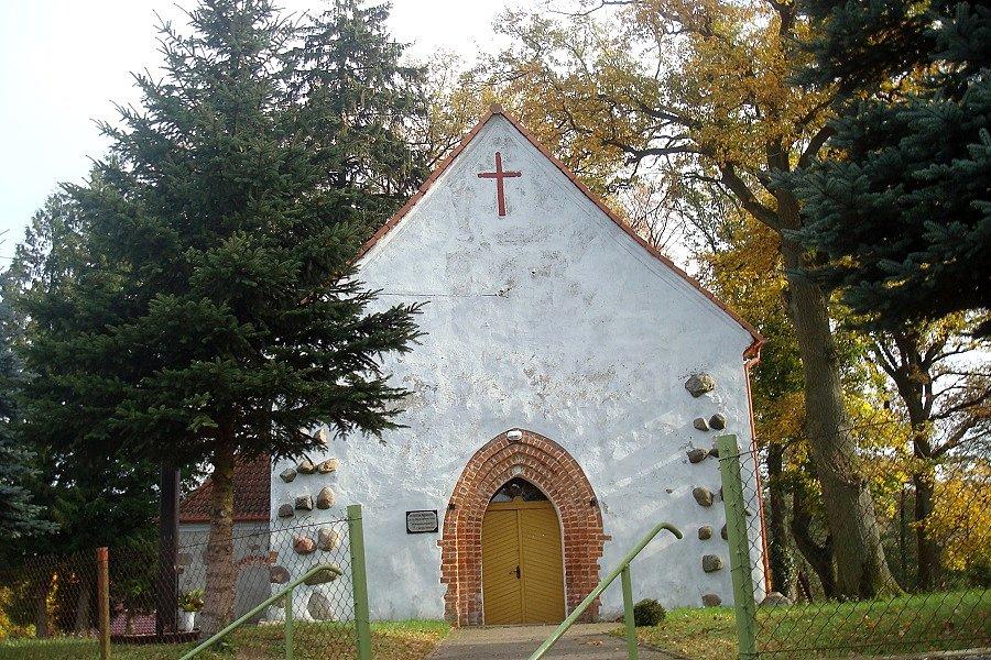 Kościół filialny pw. Macierzyństwa NMP - Budzieszowce