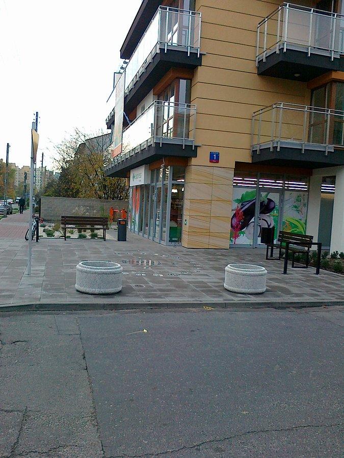 Nowy sklep w nowym bloku