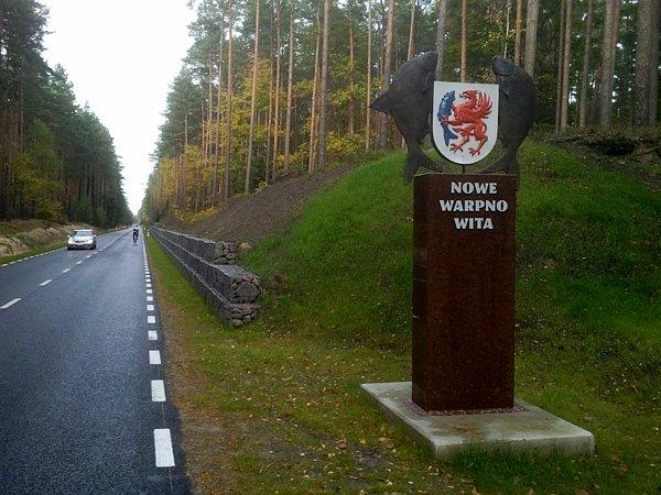 Nowe Warpno wita i konstrukcja oporowa z gabionów