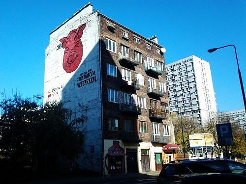 Ul. Grzybowska - Kamienica z filmu "Poszukiwany, Poszukiwana"