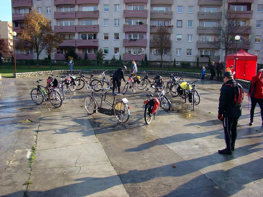Serduszko zbudowane z rowerów